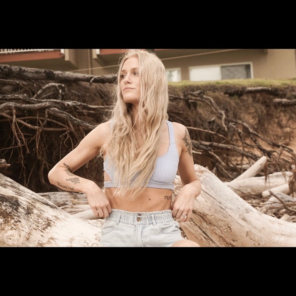 Meet your Posher, Kayla